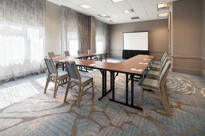 Meeting facility